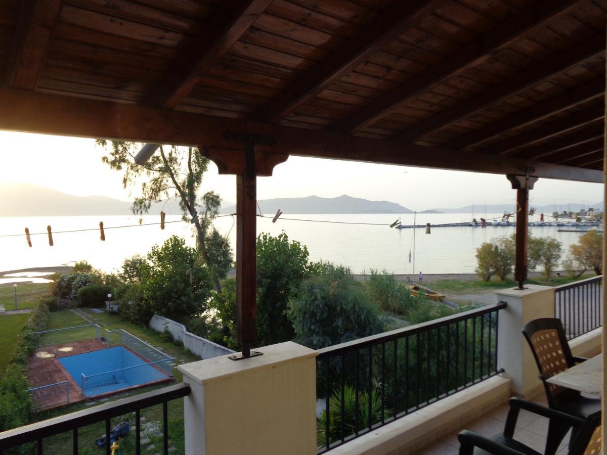 Hotel Porto Kairis à Oraioi Extérieur photo