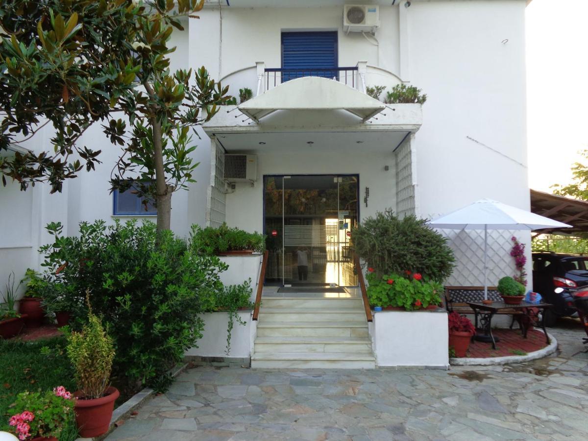 Hotel Porto Kairis à Oraioi Extérieur photo