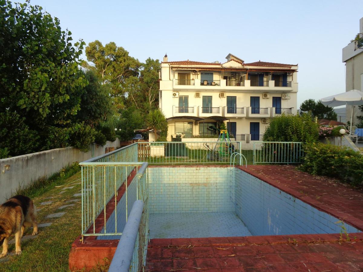 Hotel Porto Kairis à Oraioi Extérieur photo