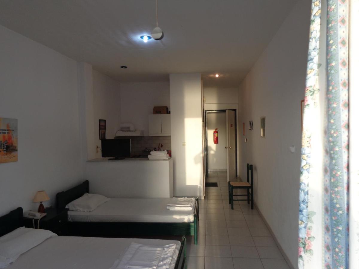 Hotel Porto Kairis à Oraioi Extérieur photo